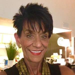 Meet your Posher, Lori